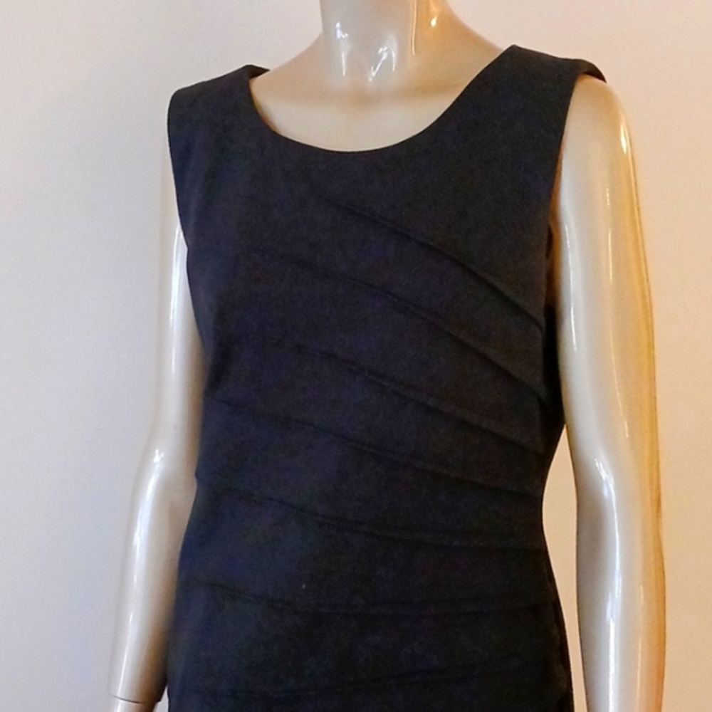 Calvin Klein Collection Elegant Black Midi Dress